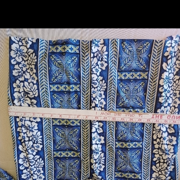 2 Vintage Men's Hawaiian Shirts Made in Hawaii Blue & Red men's M - Picture 8 of 12